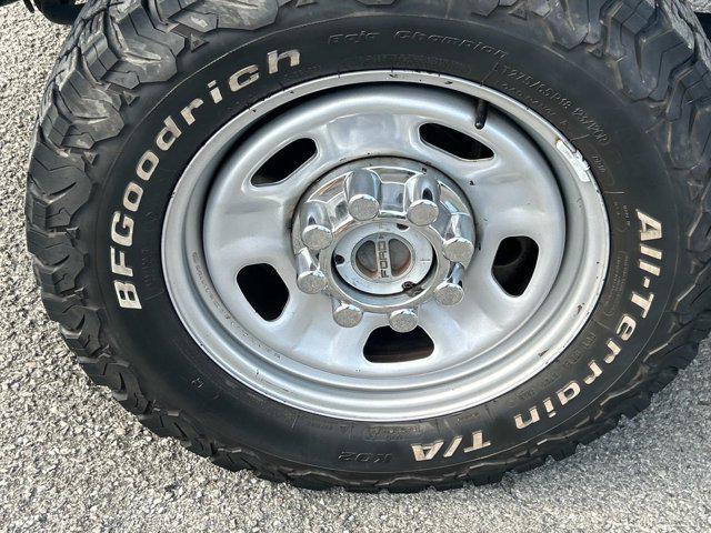Photo of 2019 Oxford White Ford F-250
