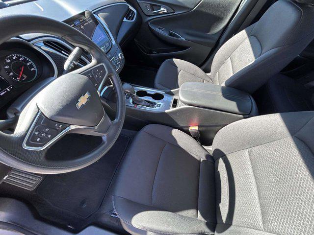 Photo of 2024 Mineral Gray Metallic Chevrolet Malibu