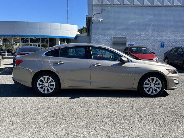 Photo of 2024 Mineral Gray Metallic Chevrolet Malibu