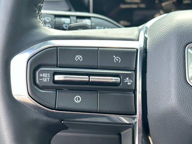 Photo of 2025 Summit White GMC Acadia