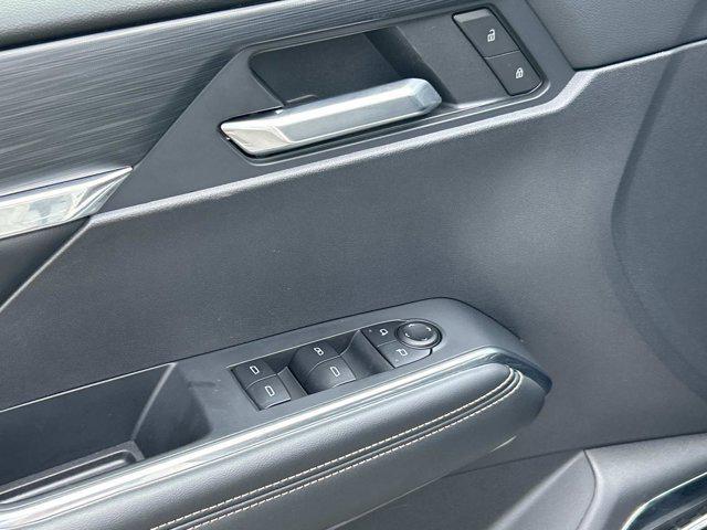 Photo of 2025 Summit White GMC Acadia