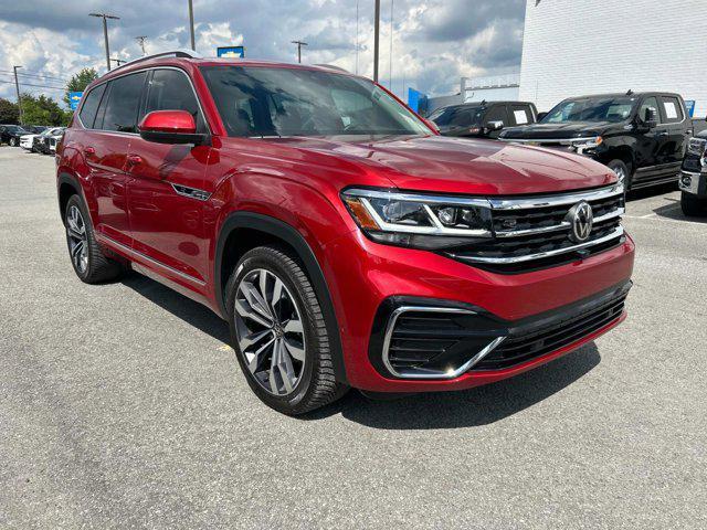Photo of 2022 Aurora Red Metallic Volkswagen Atlas