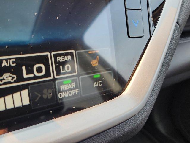Photo of 2024 Crystal White Pearl Subaru Ascent