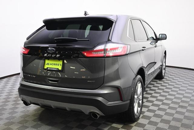 Photo of 2024 Gray Metallic Ford Edge