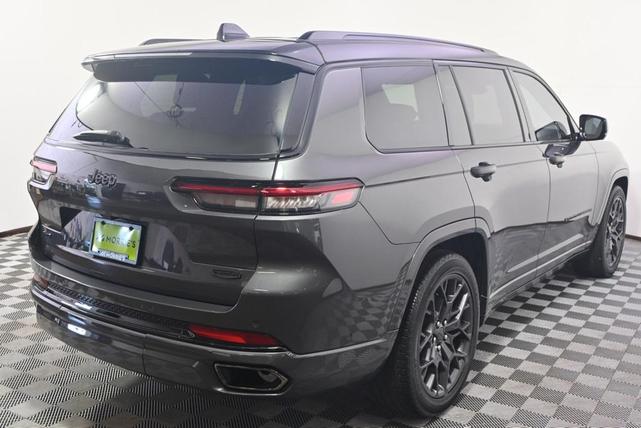 Photo of 2024 Baltic Gray Metallic Clearcoat Jeep Grand Cherokee L