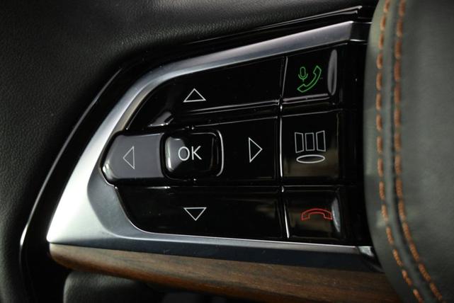 Photo of 2024 Baltic Gray Metallic Clearcoat Jeep Grand Cherokee L