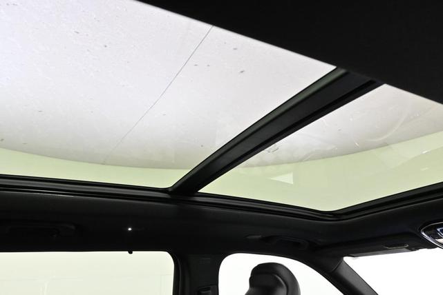 Photo of 2024 Baltic Gray Metallic Clearcoat Jeep Grand Cherokee L