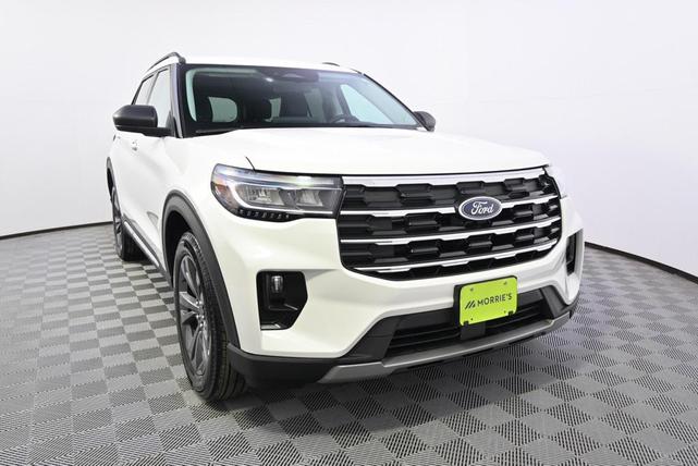 Photo of 2025 White Metallic Ford Explorer
