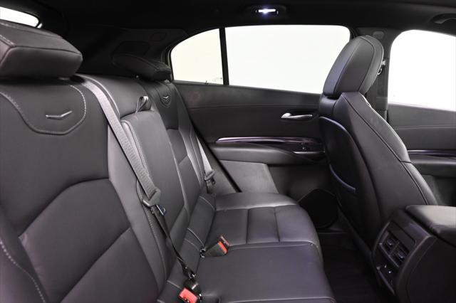 Photo of 2023 Crystal White Tricoat Cadillac XT4
