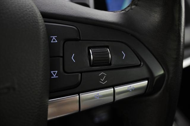 Photo of 2023 Crystal White Tricoat Cadillac XT4