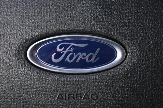 Photo of 2023 Oxford White Ford Expedition