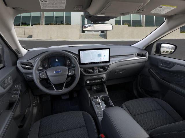 Photo of 2025 Oxford White Ford Escape