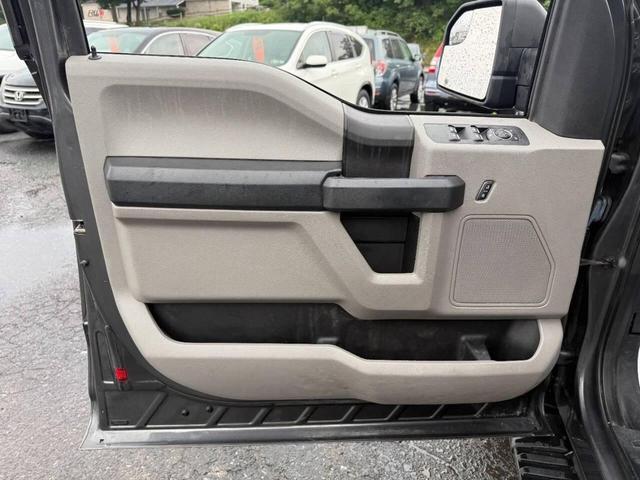 Photo of 2018 Gray Ford F-150