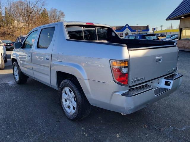 Photo of 2007 Silver Honda Ridgeline