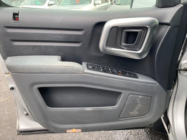 Photo of 2007 Silver Honda Ridgeline