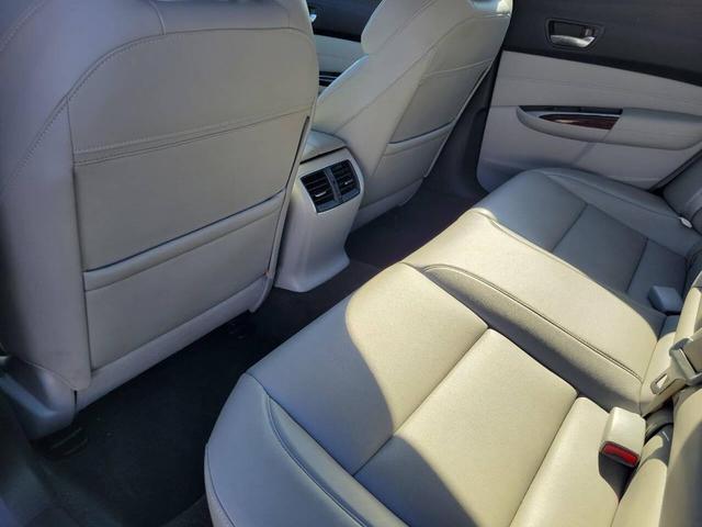 Photo of 2016 Black Acura TLX