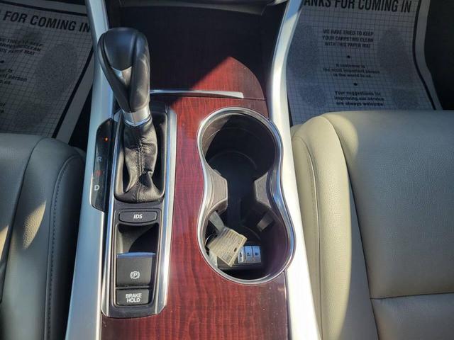 Photo of 2016 Black Acura TLX