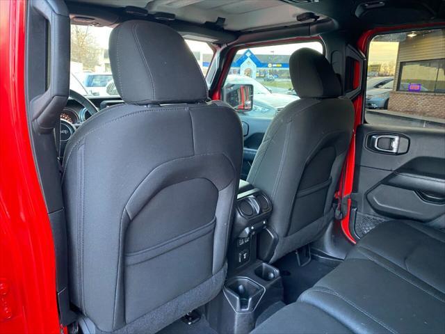 Photo of 2019 Red Jeep Wrangler Unlimited