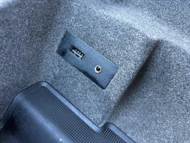 Photo of 2015 Pewter Porsche Cayenne