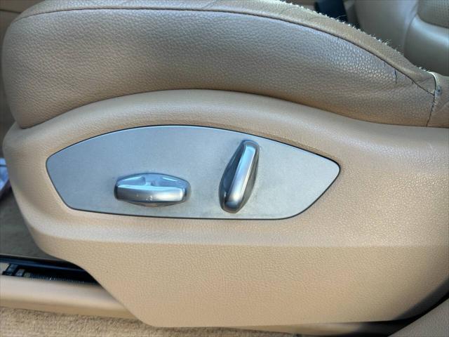 Photo of 2015 Pewter Porsche Cayenne