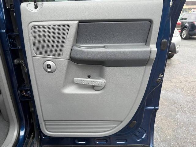 Photo of 2007 Blue Dodge Ram 2500