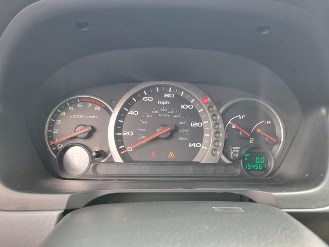 Photo of 2005 Silver Honda Pilot