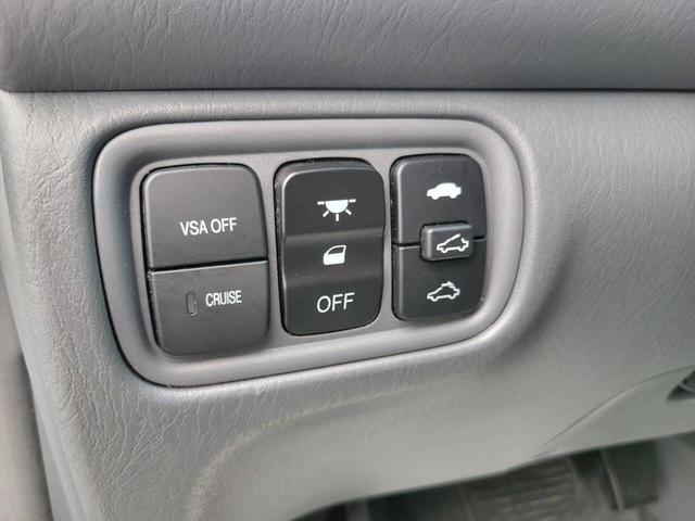 Photo of 2005 Silver Honda Pilot