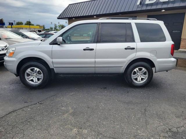 Photo of 2005 Silver Honda Pilot