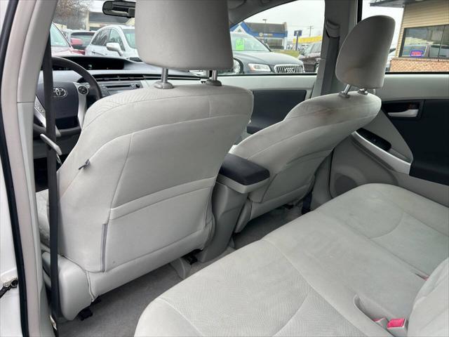 Photo of 2011 White Toyota Prius