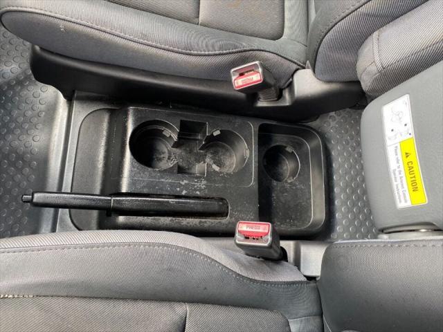 Photo of 2006 Burgundy Honda Element