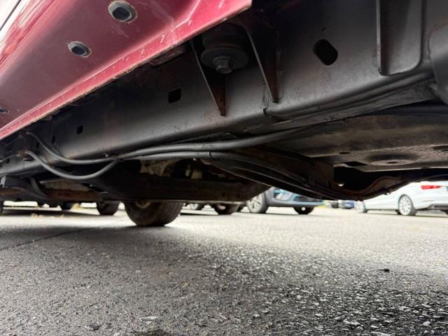 Photo of 2004 Burgundy Chevrolet Colorado