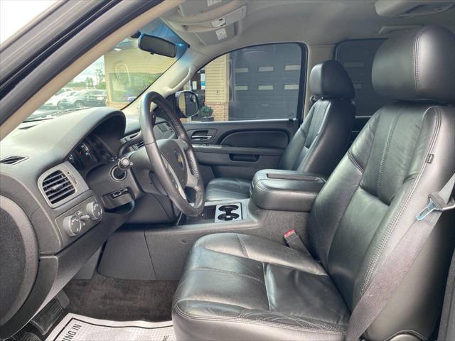 Photo of 2011 Black Chevrolet Tahoe