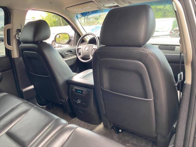 Photo of 2011 Black Chevrolet Tahoe