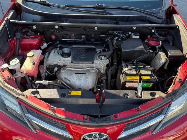 Photo of 2014 Red Toyota RAV4