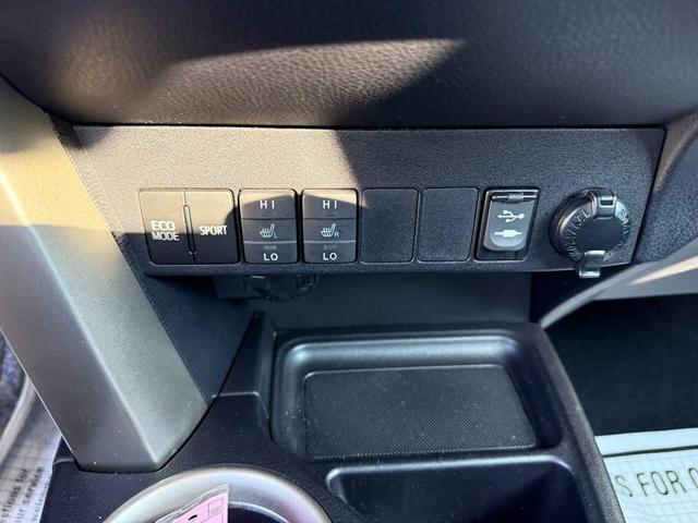 Photo of 2014 Red Toyota RAV4
