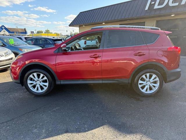 Photo of 2014 Red Toyota RAV4