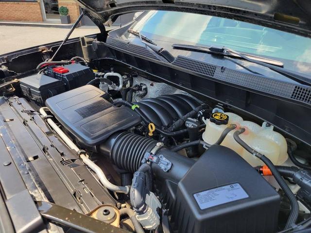 Photo of 2020 Black Chevrolet Silverado 1500
