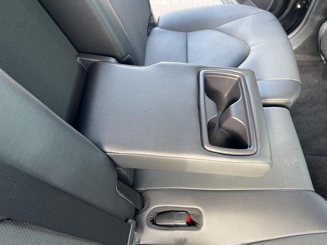 Photo of 2024 Midnight Black Metallic Toyota Grand Highlander