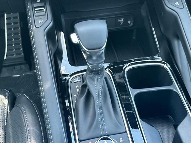 Photo of 2025 Ebony Black Kia Telluride