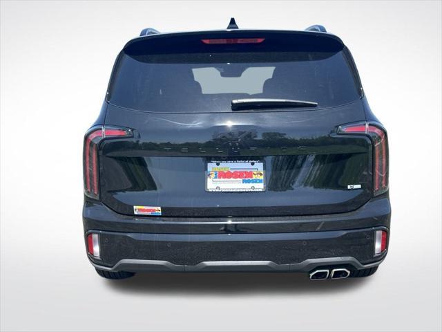 Photo of 2025 Ebony Black Kia Telluride
