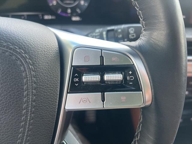 Photo of 2025 Ebony Black Kia Telluride