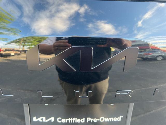 Photo of 2025 Ebony Black Kia Telluride