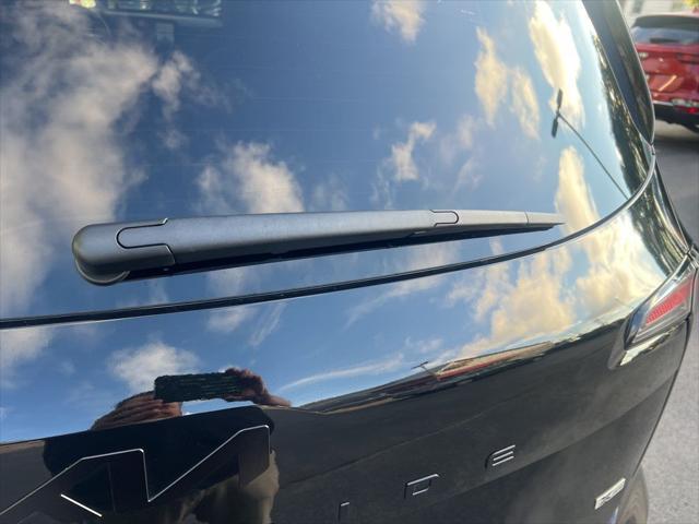 Photo of 2025 Ebony Black Kia Telluride