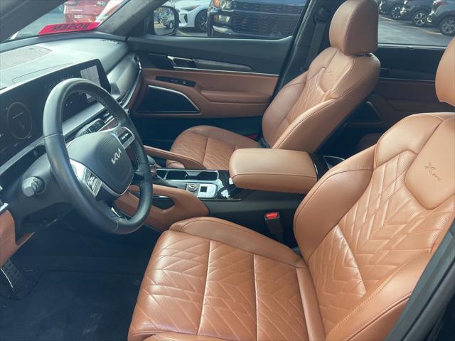 Photo of 2025 Ebony Black Kia Telluride