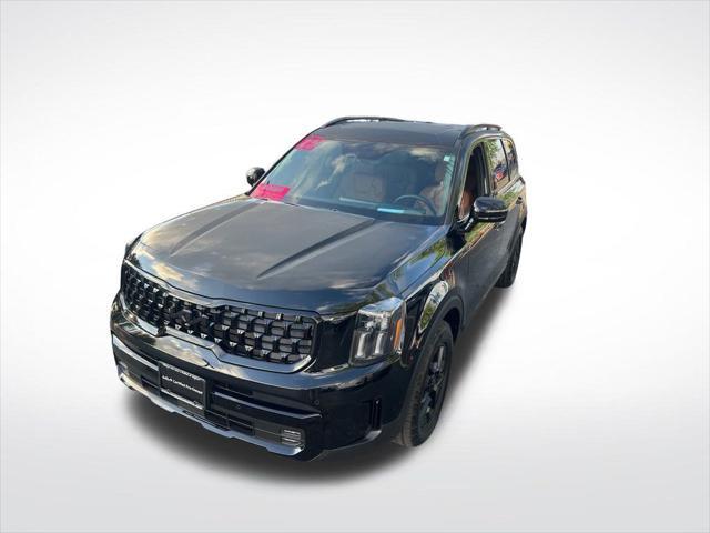 Photo of 2025 Ebony Black Kia Telluride