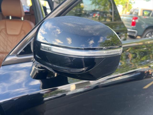 Photo of 2025 Ebony Black Kia Telluride