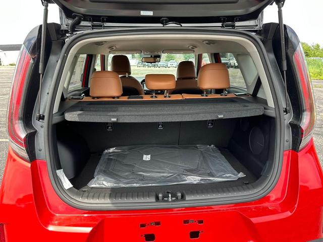 Photo of 2025 Inferno Red/Black Roof Kia Soul