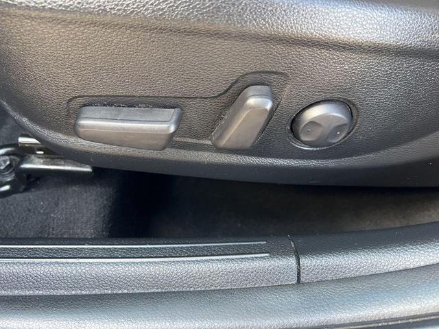 Photo of 2021 Steel Gray Kia Seltos