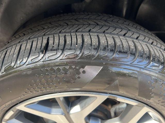 Photo of 2021 Steel Gray Kia Seltos