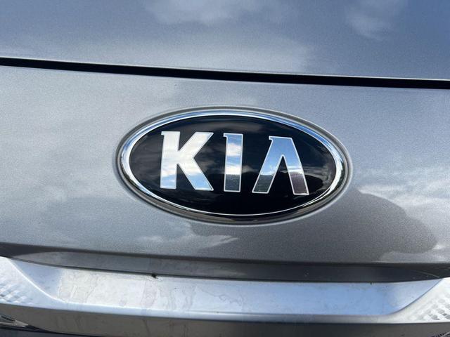 Photo of 2021 Steel Gray Kia Seltos